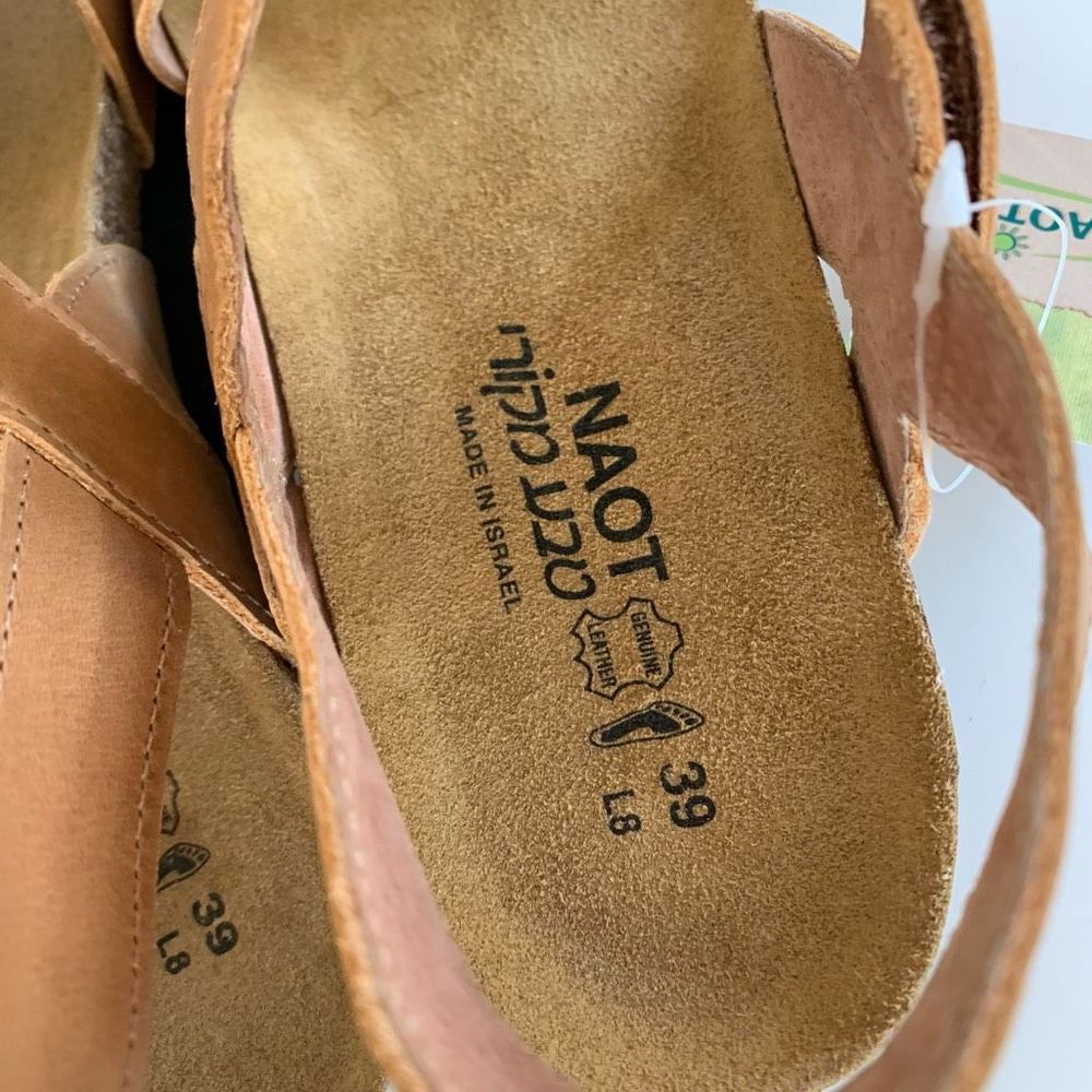 NAOT Kayla genuine leather beige gladiator sandals flats wedges sz 39 8 womens - Picture 5 of 6